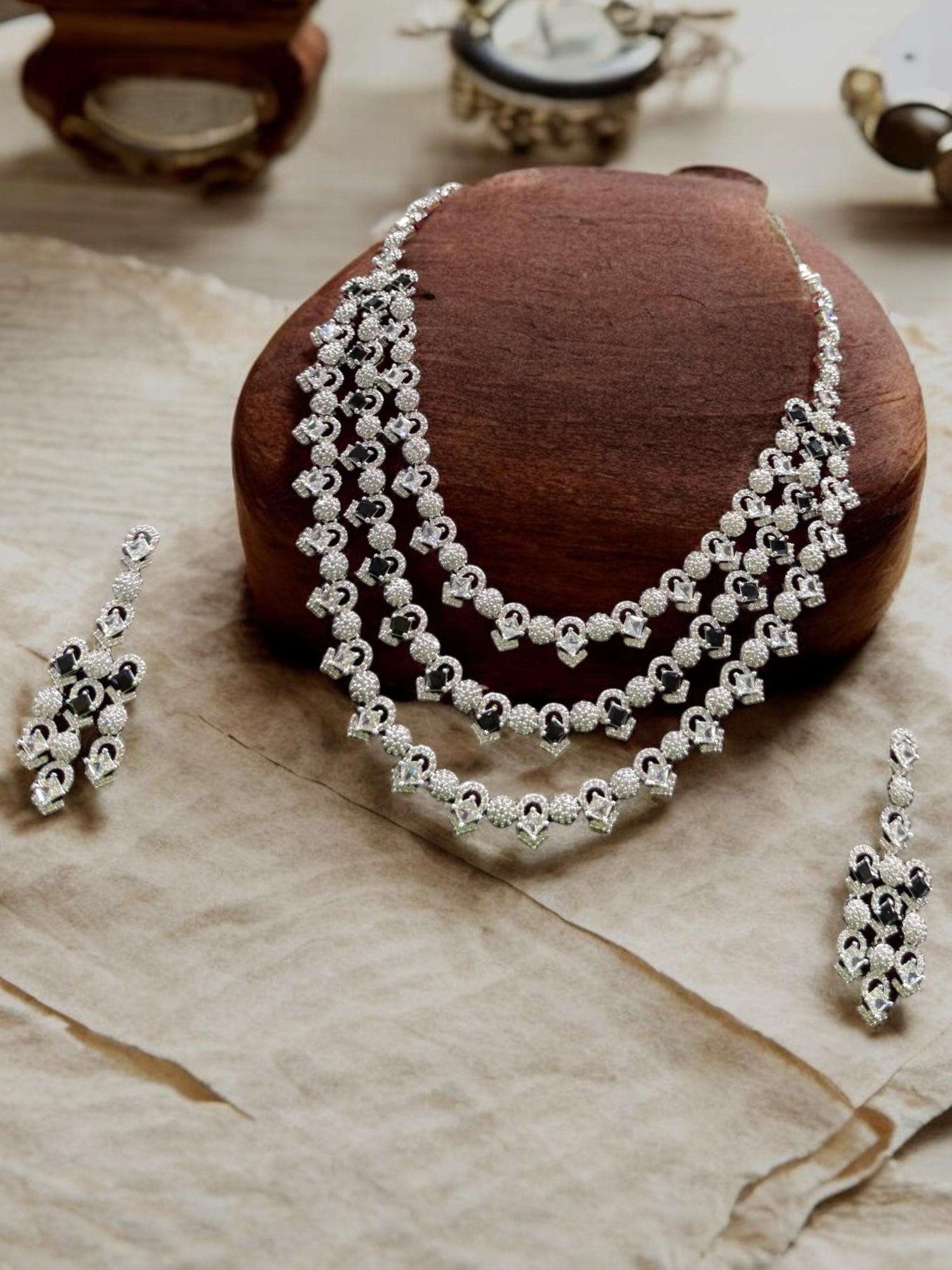 Pakistani Silver Tripple Layer Kundan Necklace Earrings Set, Pakistani Silver Multi Layer Pearl Necklace Set, Indian Silver Layered Kundan Jewelry Set, Rajsthani Kundan Necklace Set